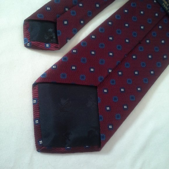 Brooks Brothers mens tie 3.25inx58in 346 Red wavy - Picture 4 of 8